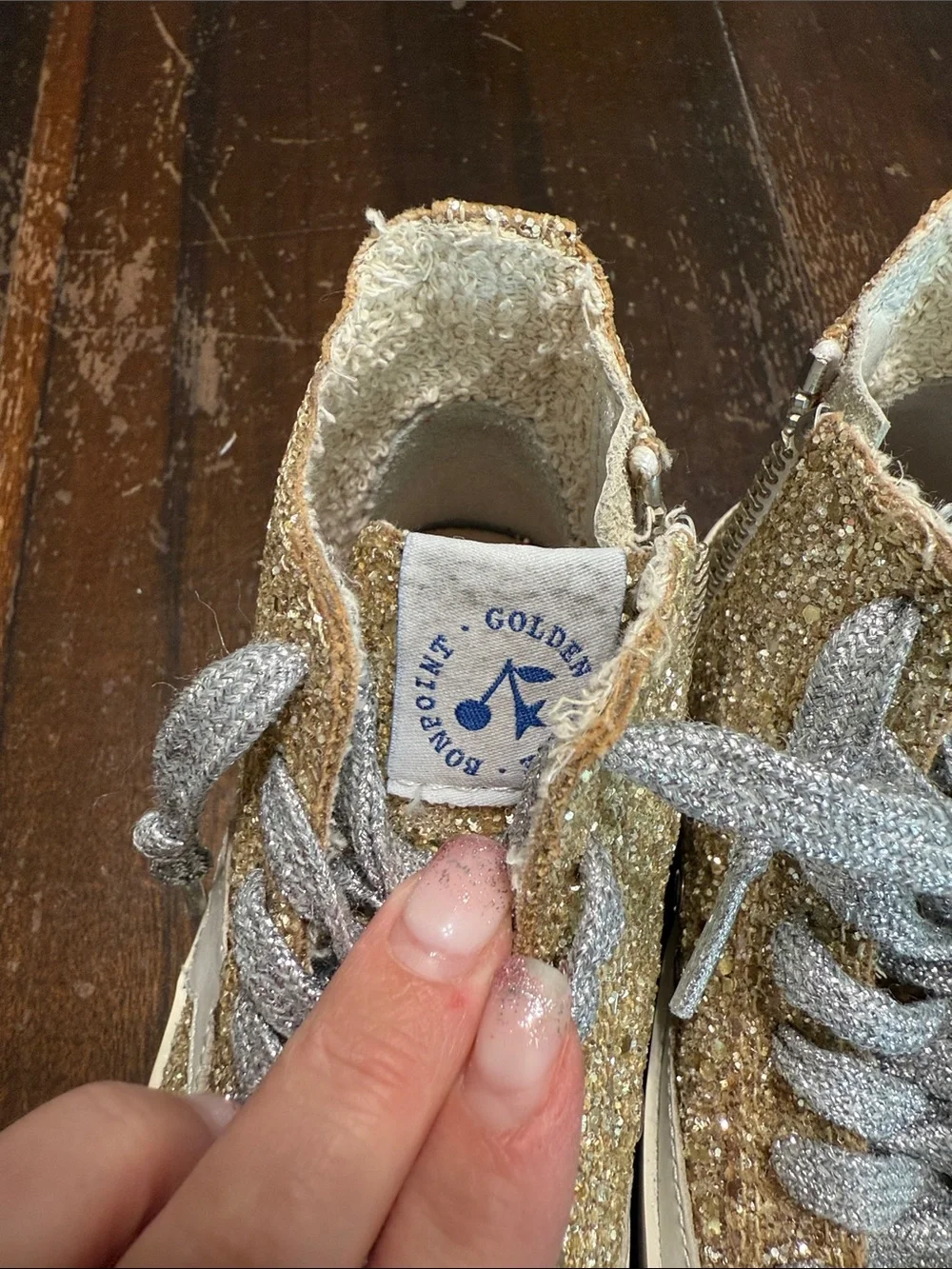 Golden Goose below comment leave
